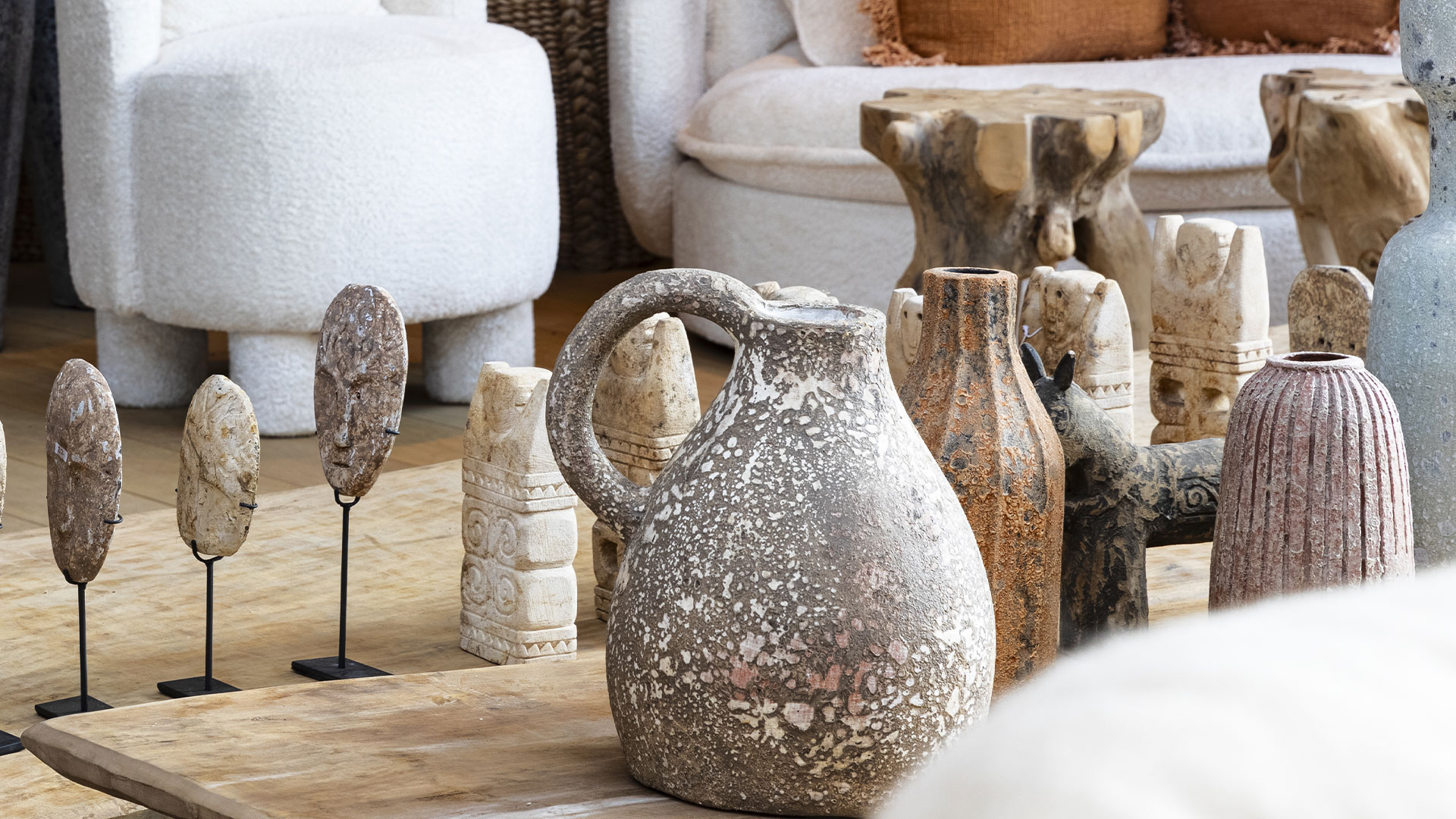 L'UNIVERS JOE SAYEGH PARIS